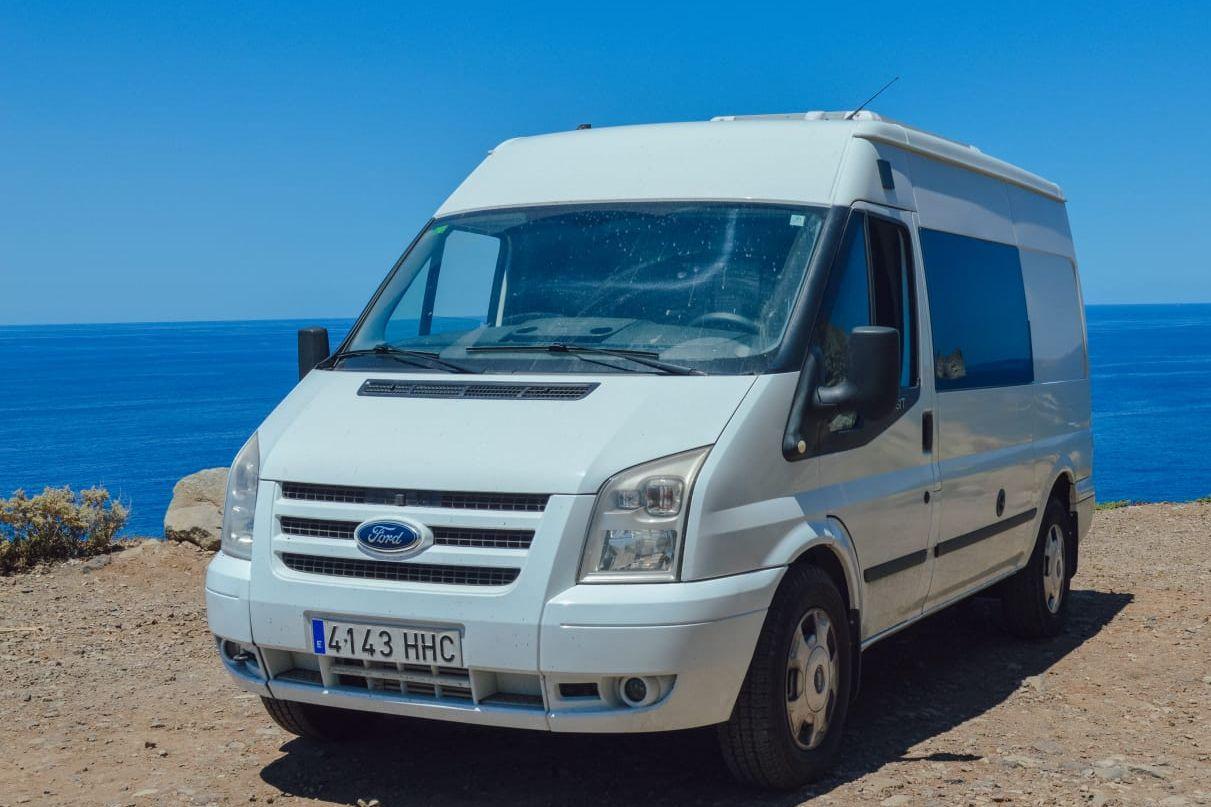 Rent a cozy Ford Transit Campervan 