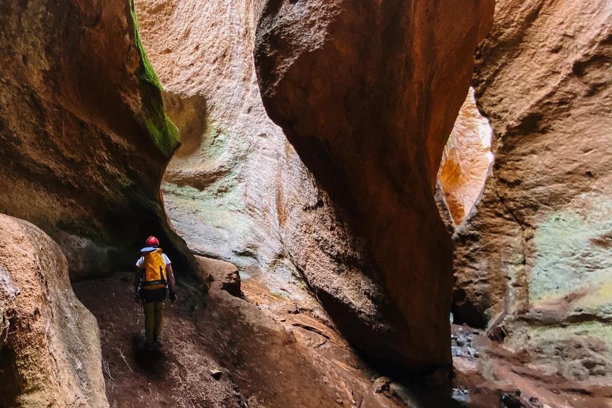 Canyoning in Los Arcos Ravine